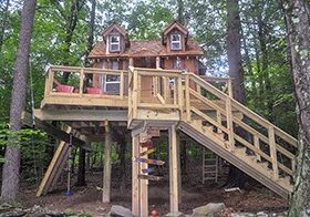 Catskills Clubhouse Treehouse